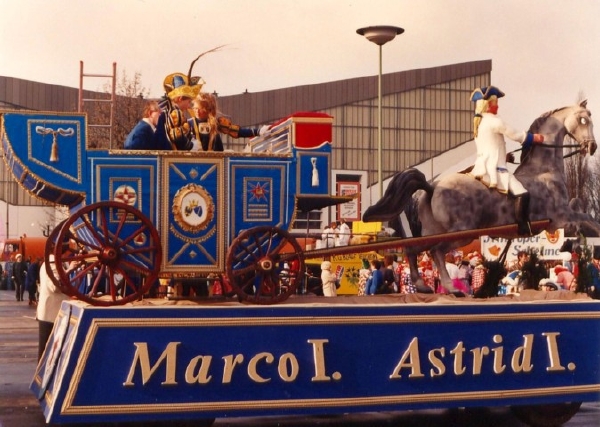 Rosenmontagswagen Marco I. & Astrid I., 1989